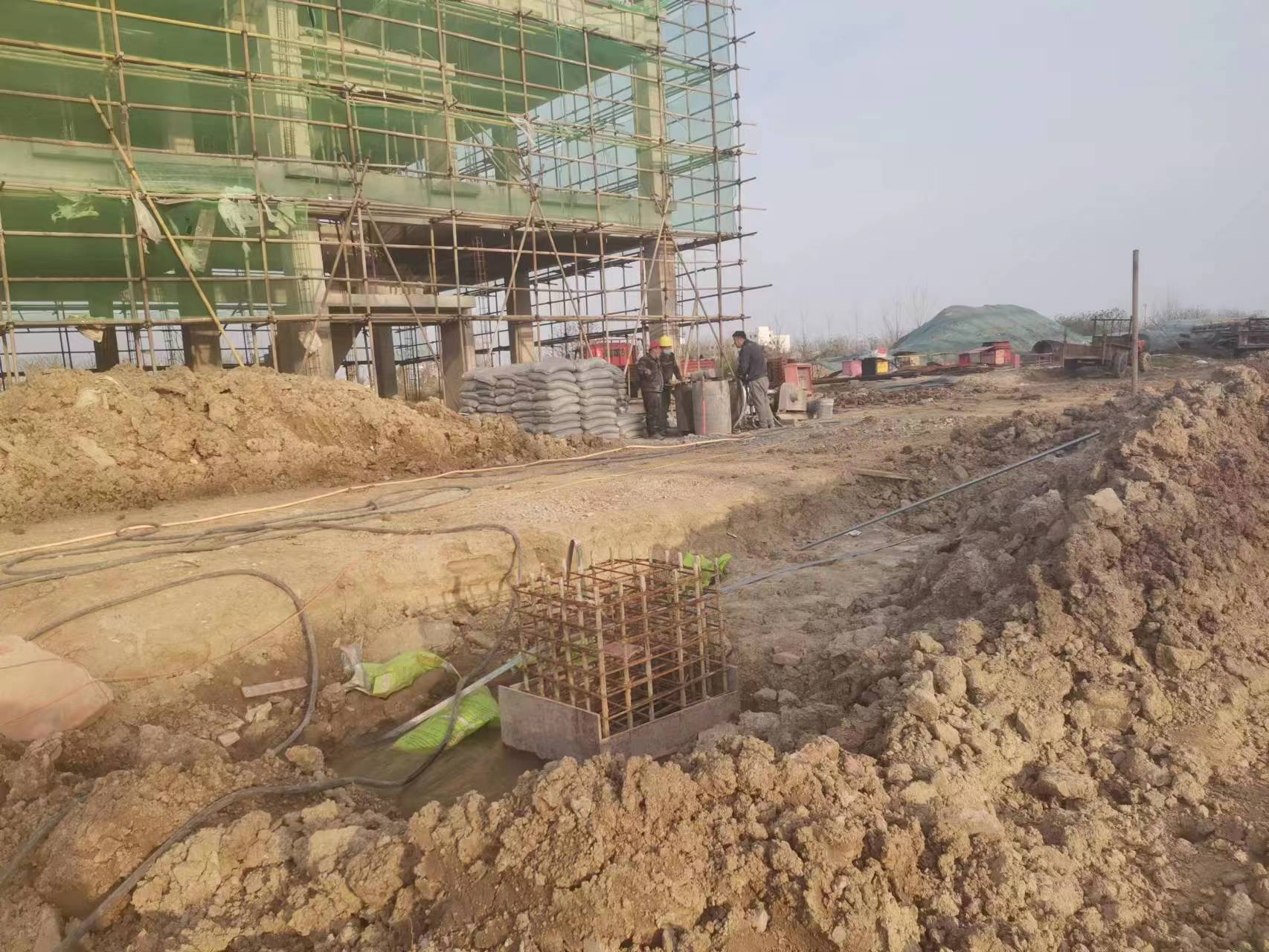 镇远当桥梁出现裂缝的时候应该及时加固修补